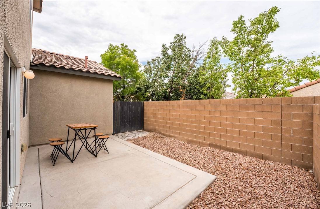 10879 Florence Hills Street Property Photo 26