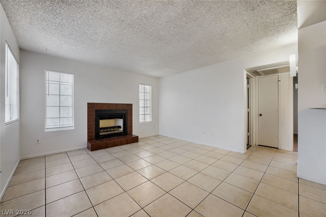 4651 Amberleigh Lane A Property Photo 3