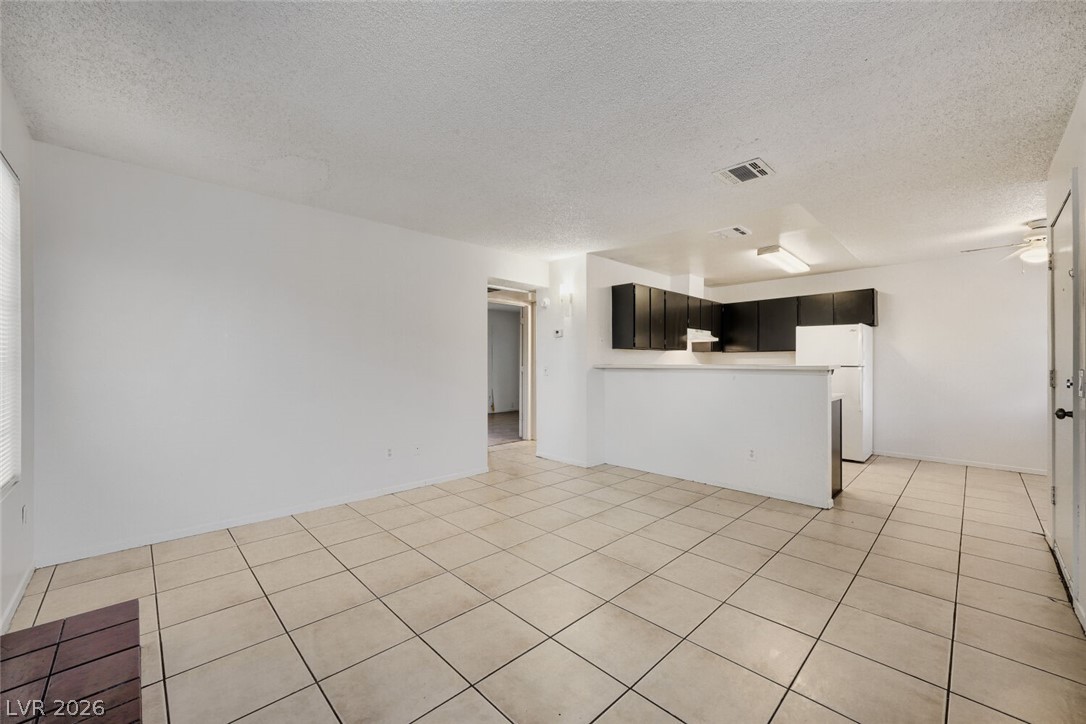 4651 Amberleigh Lane A Property Photo 4