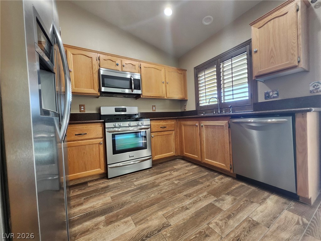 1516 Waterton Drive Property Photo 6