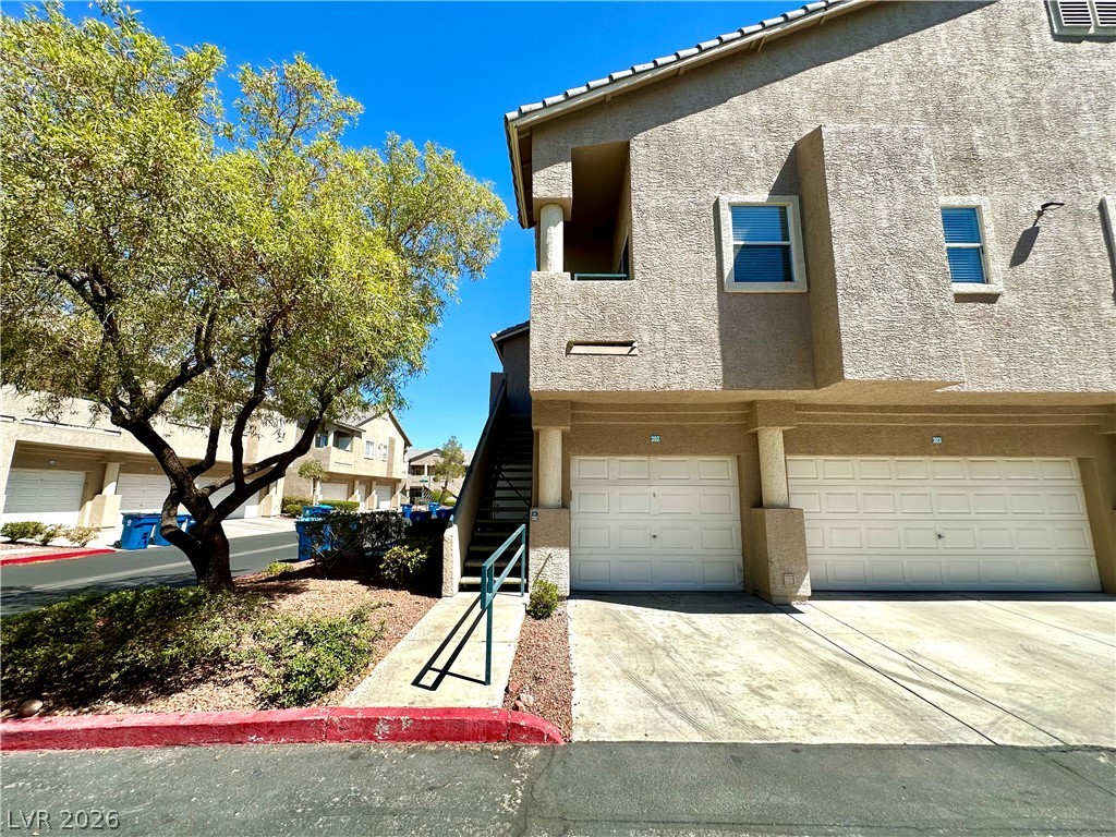 2100 Jade Creek Street 202 Property Photo 2