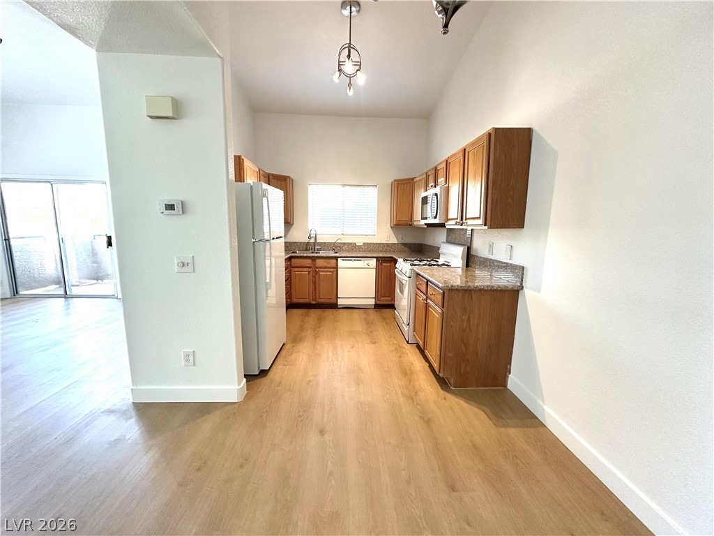 2100 Jade Creek Street 202 Property Photo 8