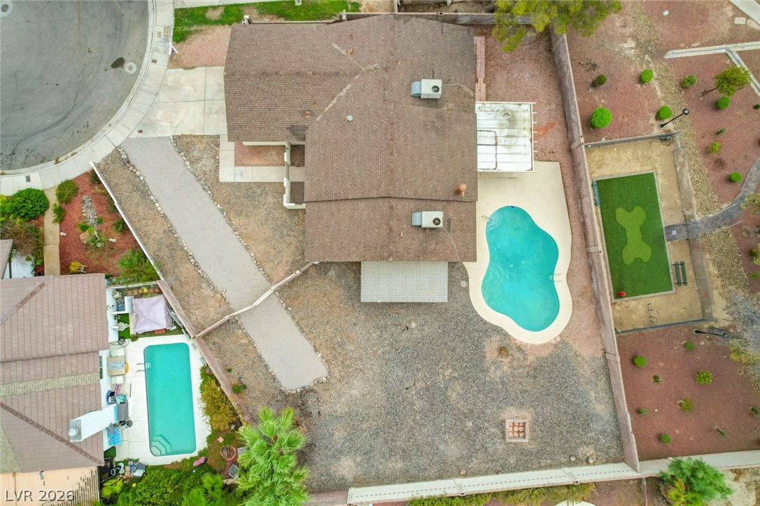 3195 Carmelita Circle Property Photo 32