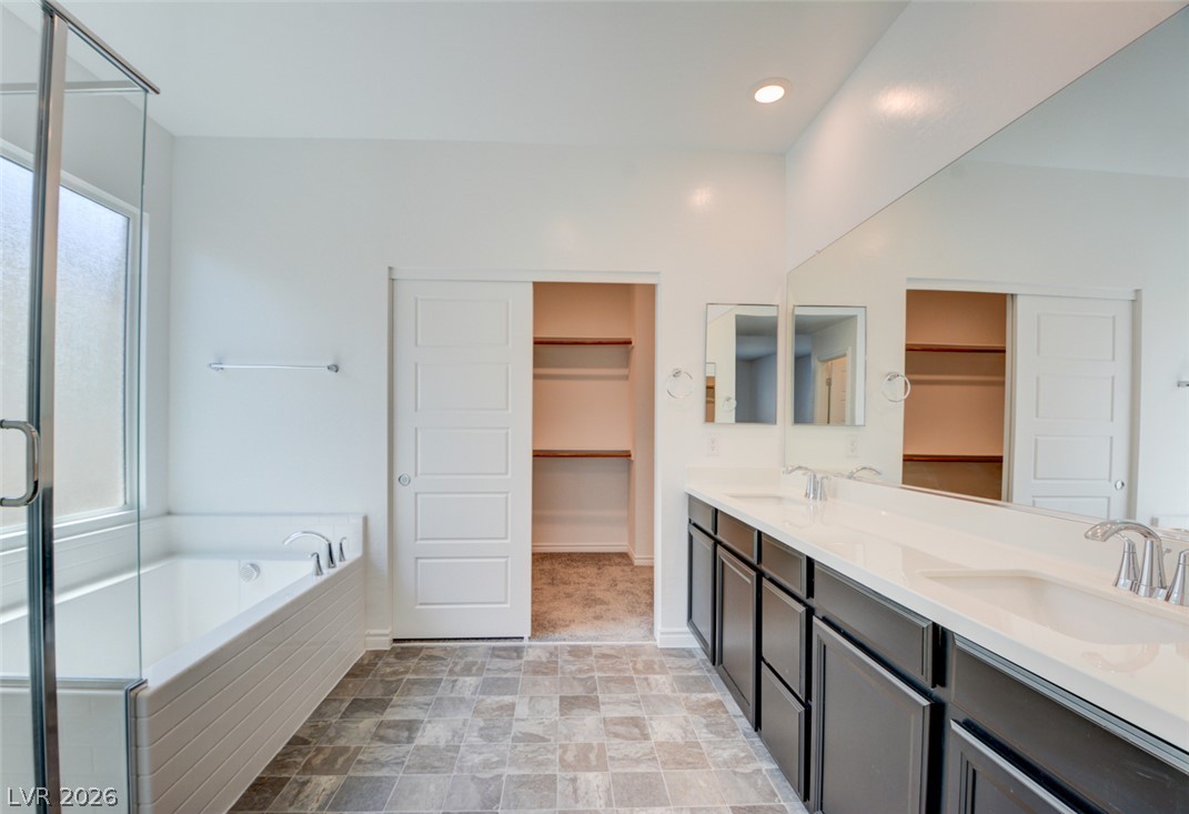 6808 Bayou Hollow Avenue Property Photo 7