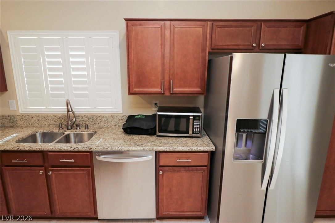 10624 Derby Peak Lane Property Photo 5