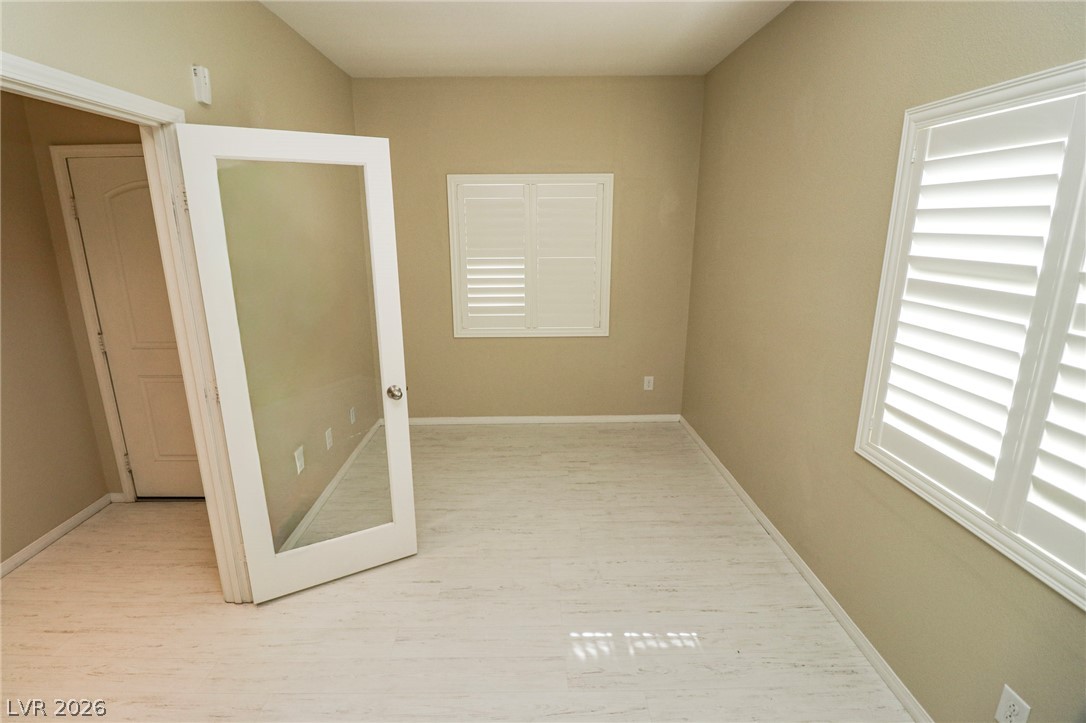 10624 Derby Peak Lane Property Photo 7