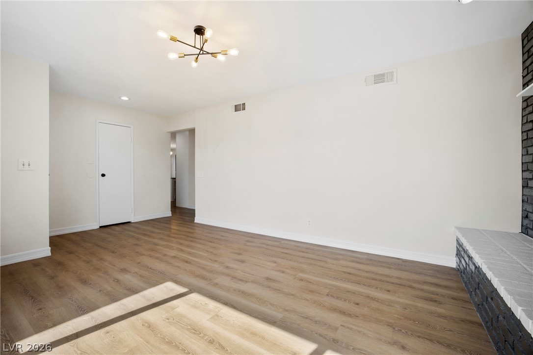 3955 Belhaven Street Property Photo 7