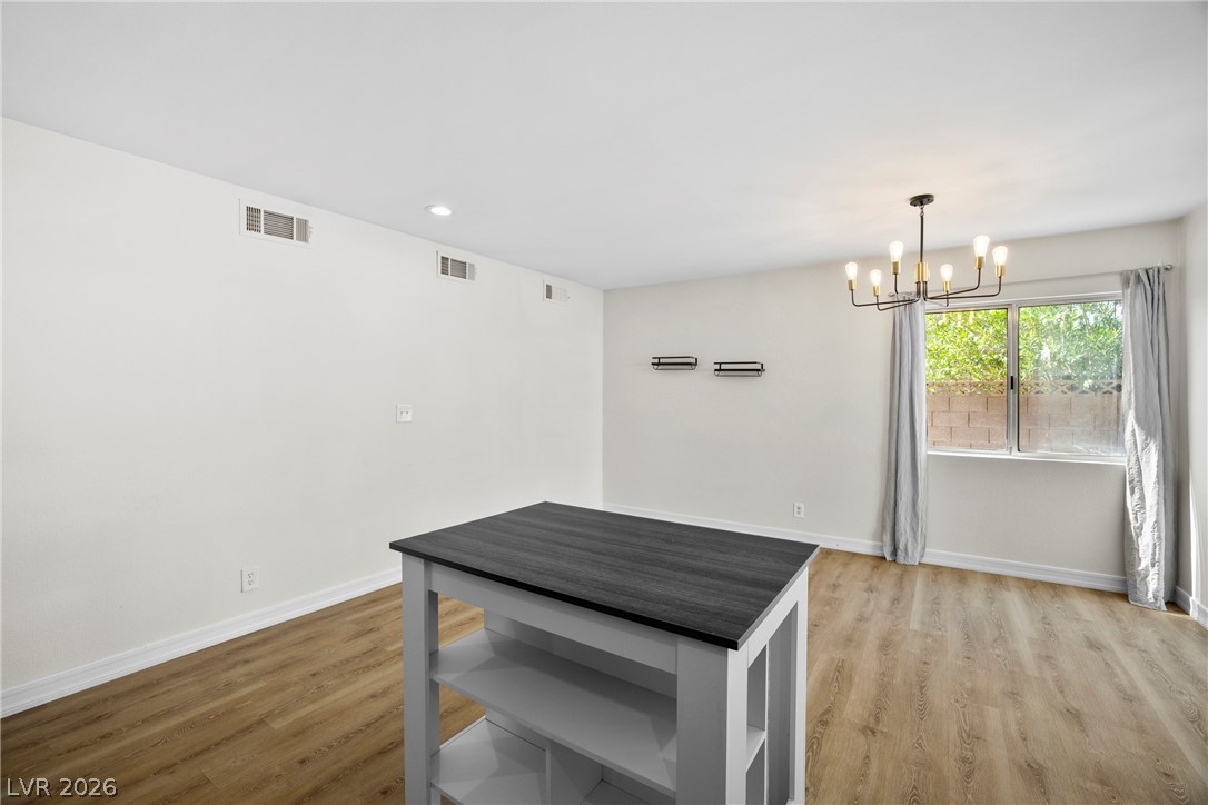 3955 Belhaven Street Property Photo 13