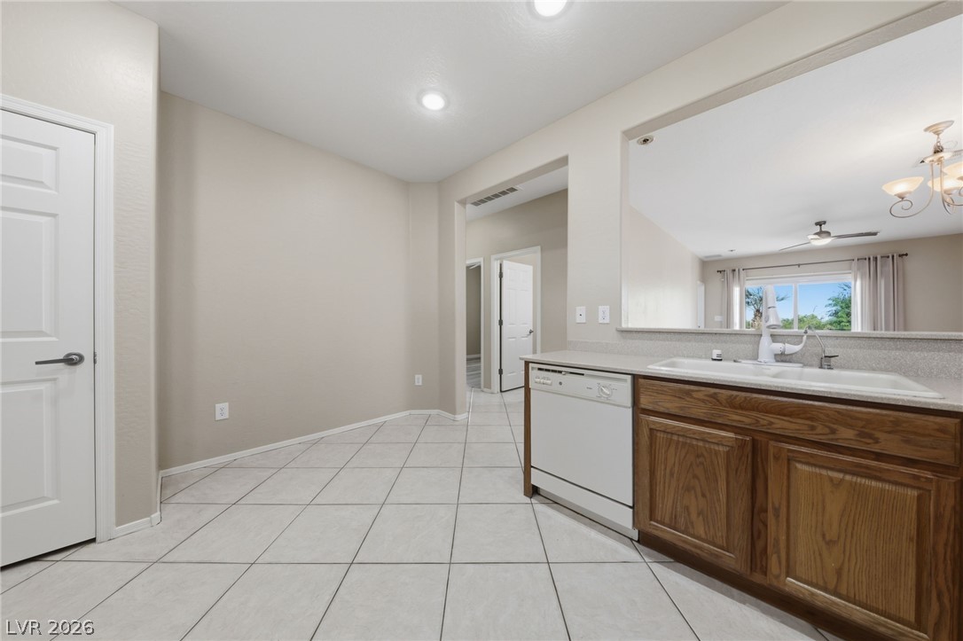 2524 Eclipsing Stars Drive Property Photo 13