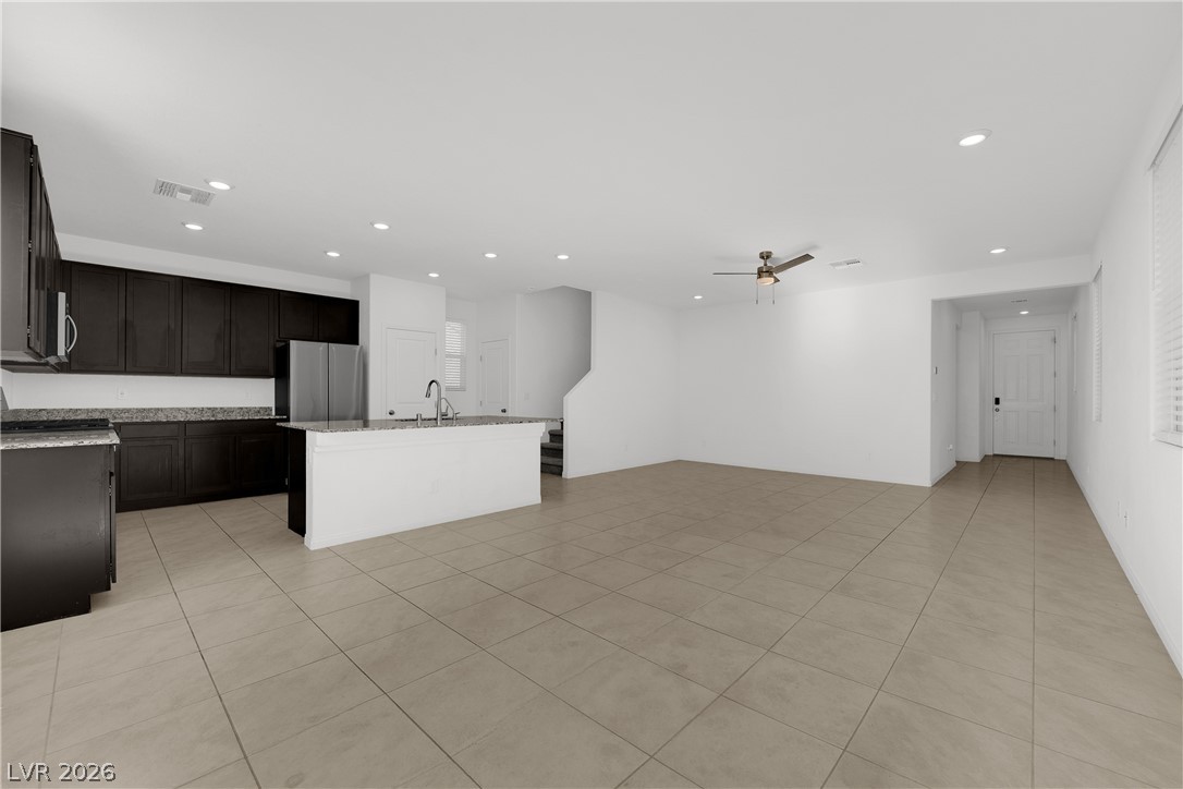 8968 Lucky Crest Street Property Photo 3