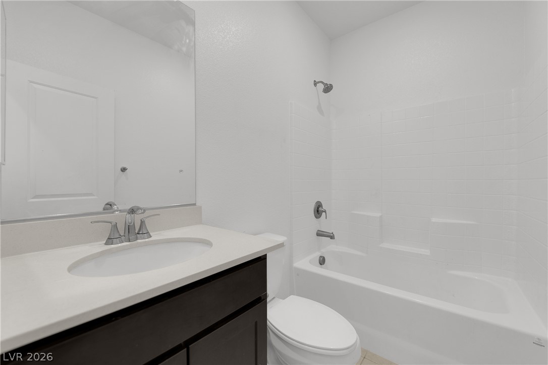 8968 Lucky Crest Street Property Photo 5