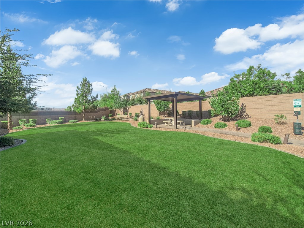 8968 Lucky Crest Street Property Photo 32