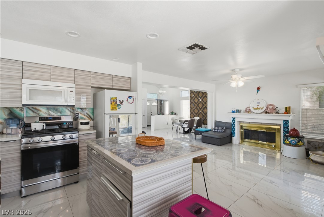 5332 Desert Blossom Road Property Photo 21