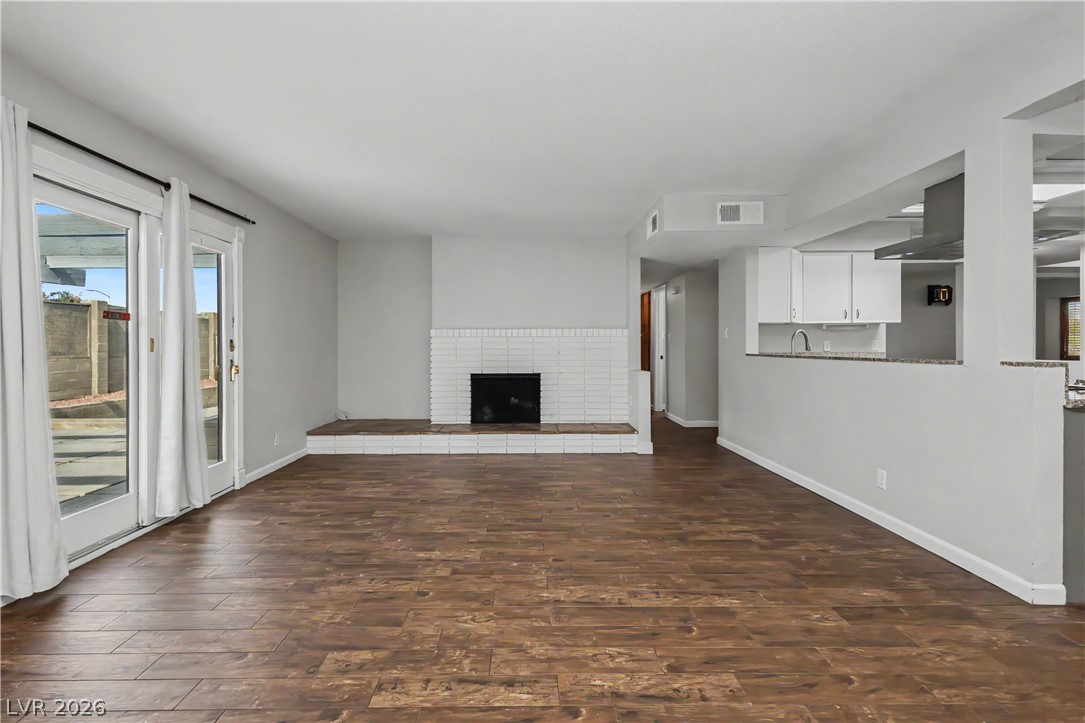 6908 Kinkenon Drive Property Photo 14