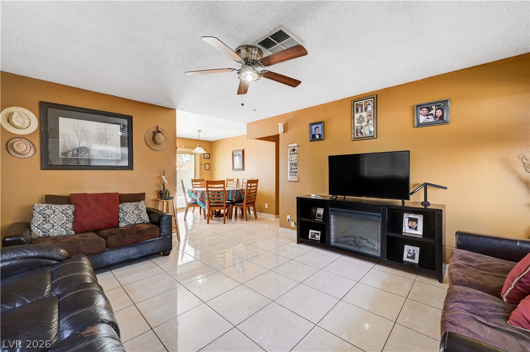 1859 Winterwood Boulevard Property Photo 8