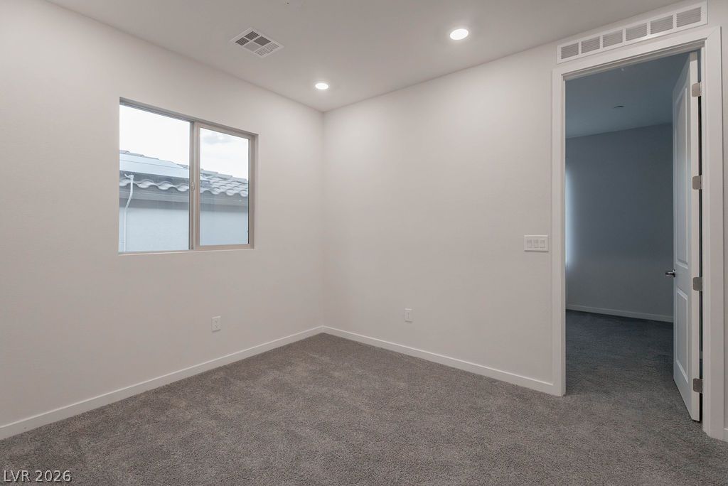 11620 Desert Hollow Avenue Property Photo 20