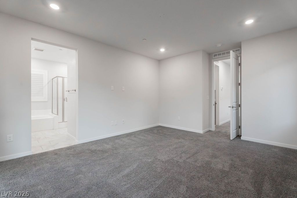11620 Desert Hollow Avenue Property Photo 34