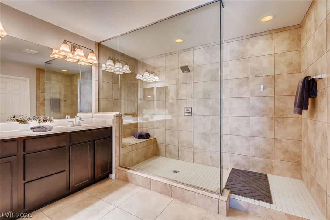 10511 Harvest Green Way Property Photo 16