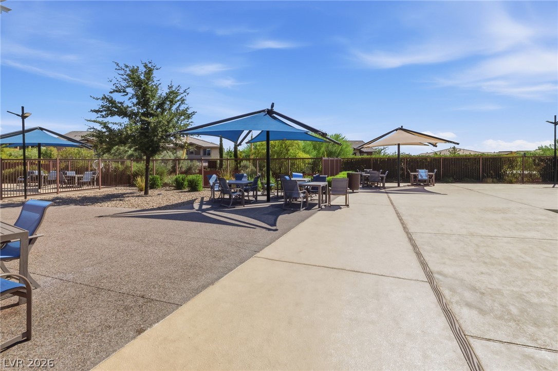 10511 Harvest Green Way Property Photo 38