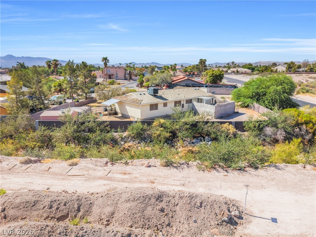 7538 Gilespie Street Property Photo 14
