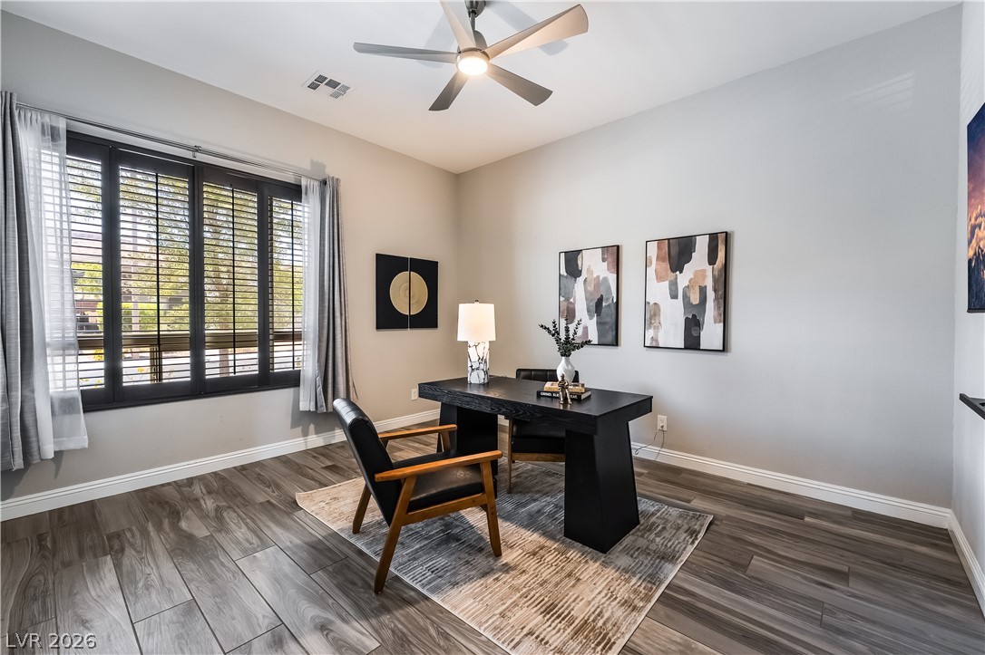 6706 Desert Crimson Street Property Photo 10