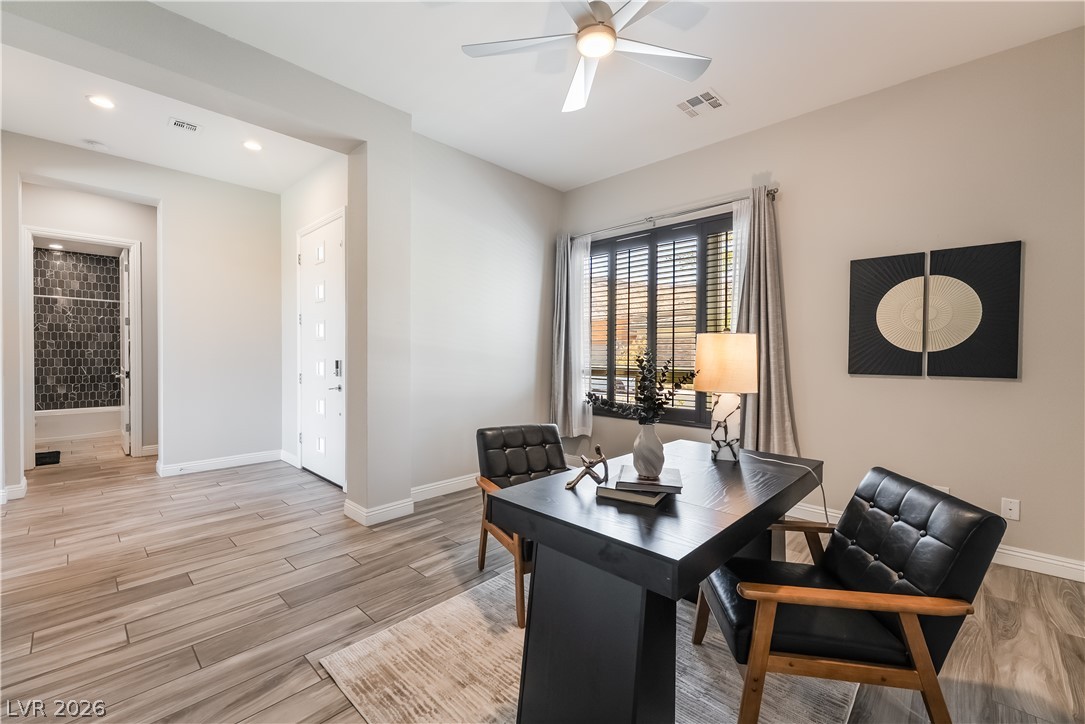6706 Desert Crimson Street Property Photo 11