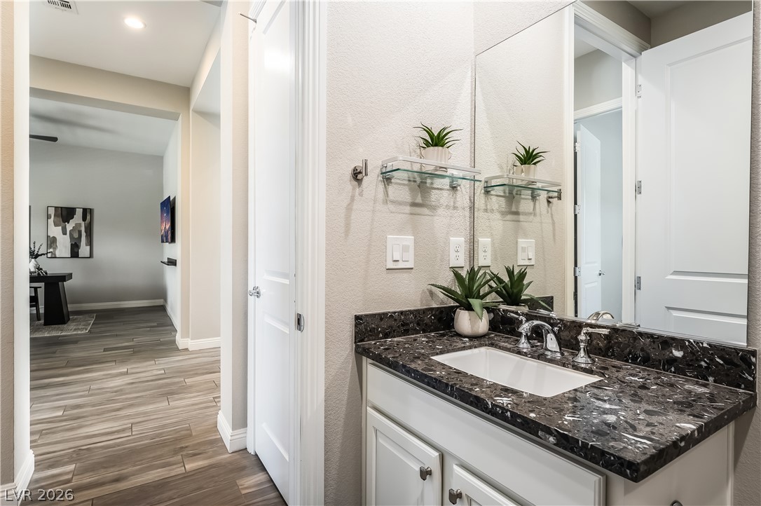 6706 Desert Crimson Street Property Photo 34