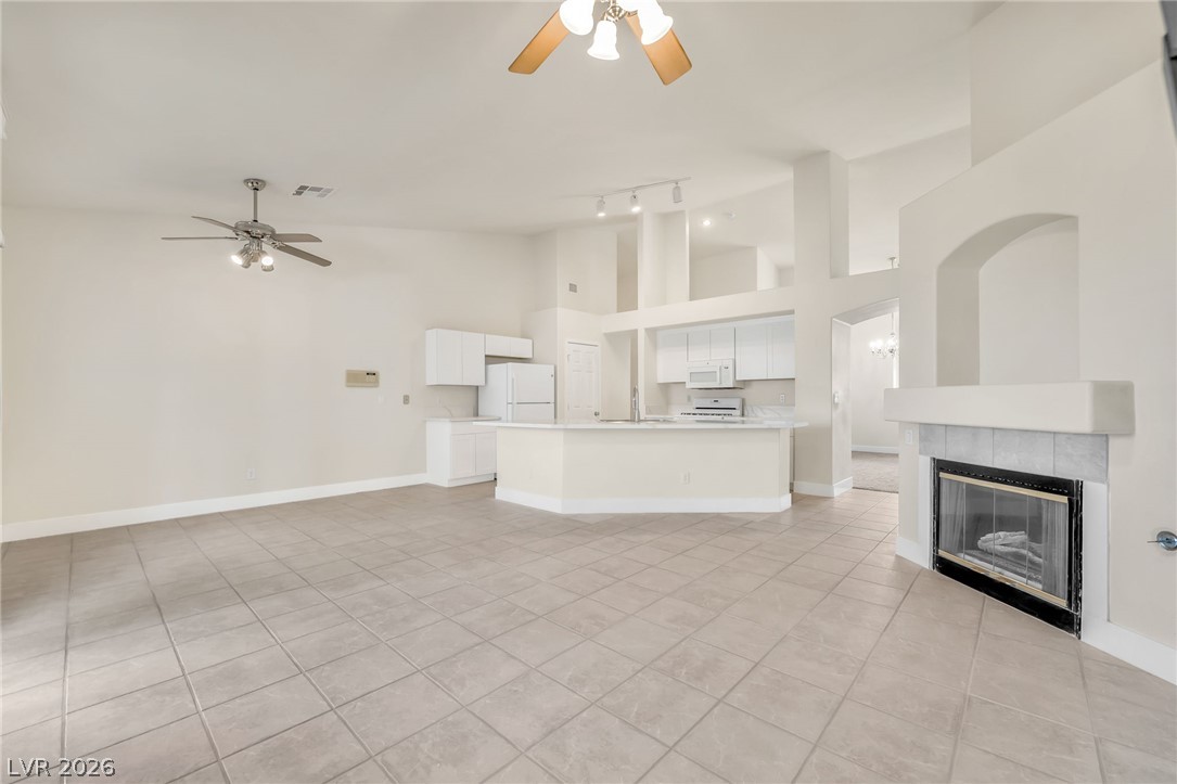 1299 Echo Creek Street Property Photo 8