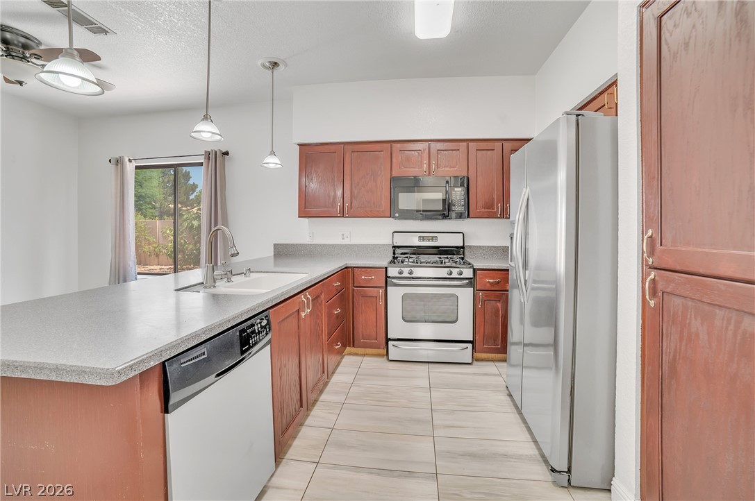 2304 Chatfield Drive Property Photo 1