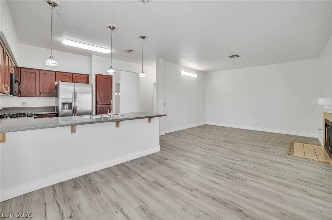 2304 Chatfield Drive Property Photo 4