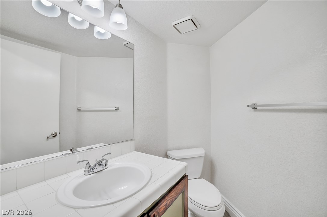 2304 Chatfield Drive Property Photo 7
