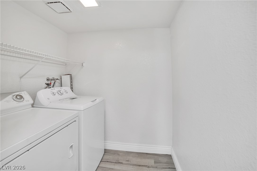 2304 Chatfield Drive Property Photo 8
