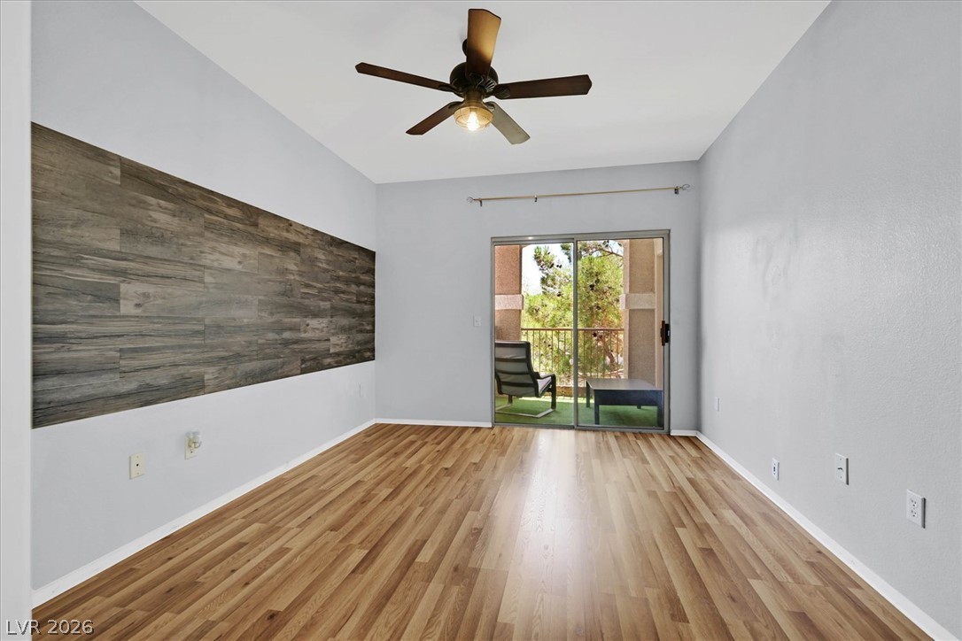 8555 West Russell Road 2069 Property Photo 18