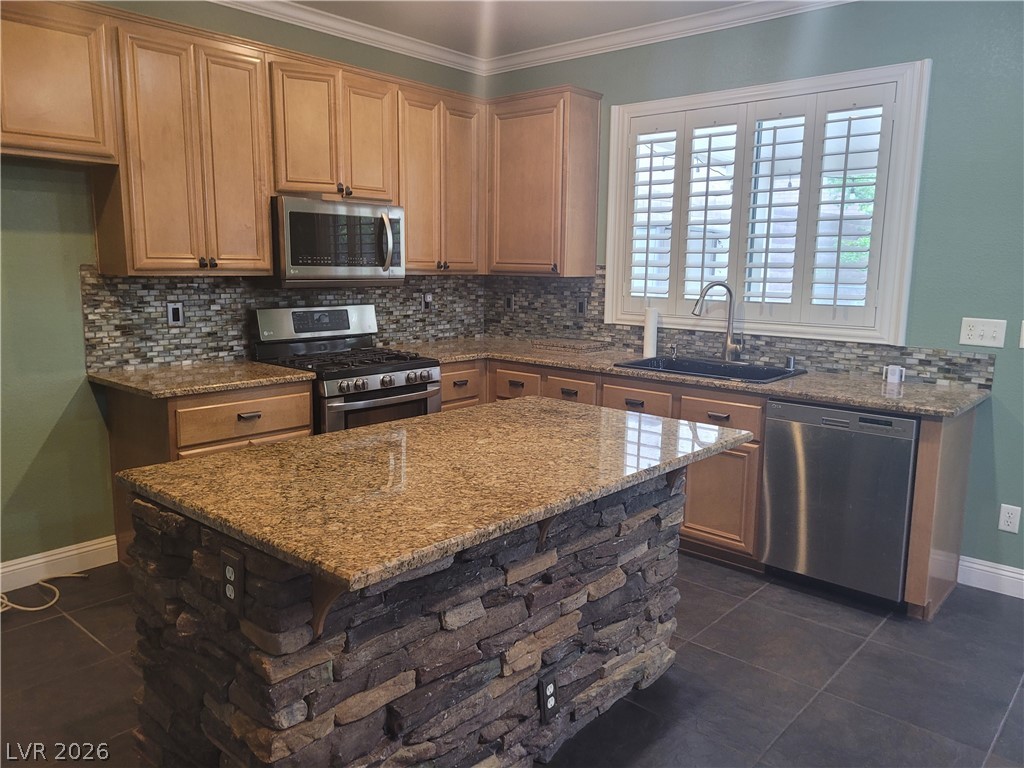 11078 Village Crest Lane Property Photo 10