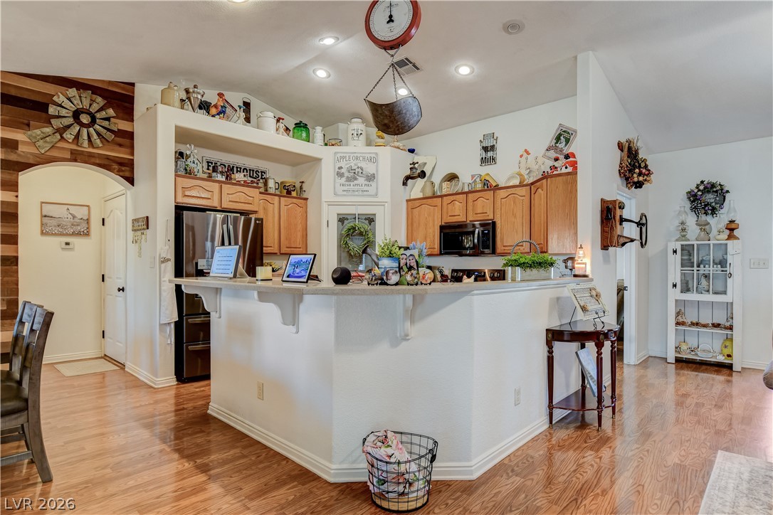 1374 Lake Valley Drive Property Photo 10
