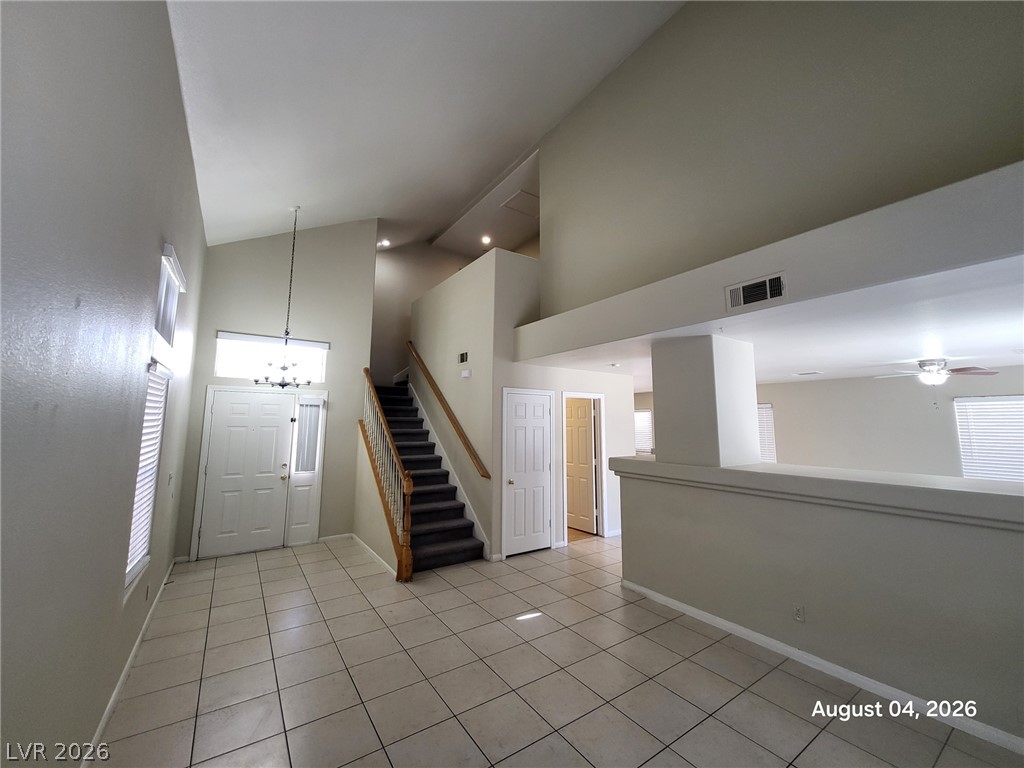 8236 West Rochelle Avenue Property Photo 3