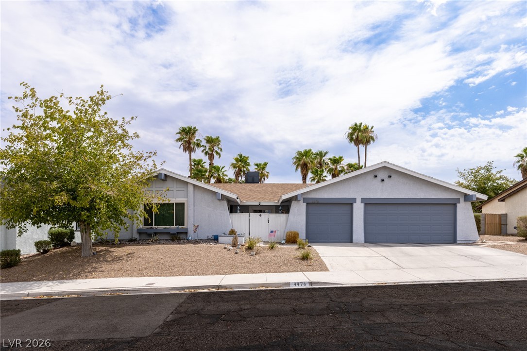 4476 Sunny Dunes Drive Property Photo 1