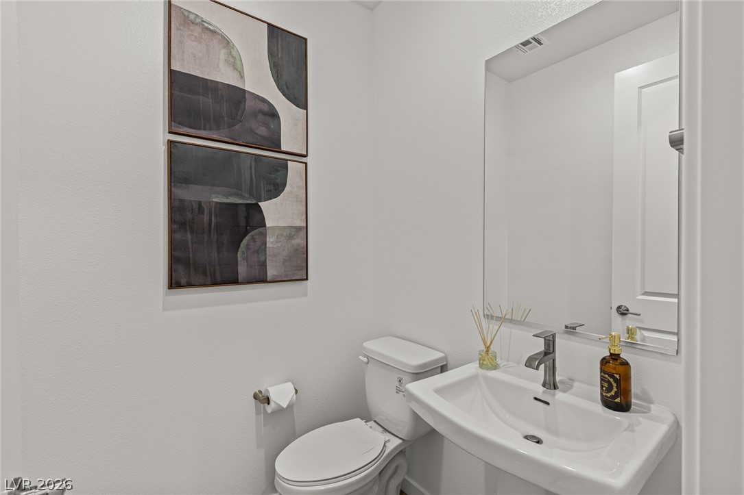1503 Melodic Lark Drive Property Photo 15