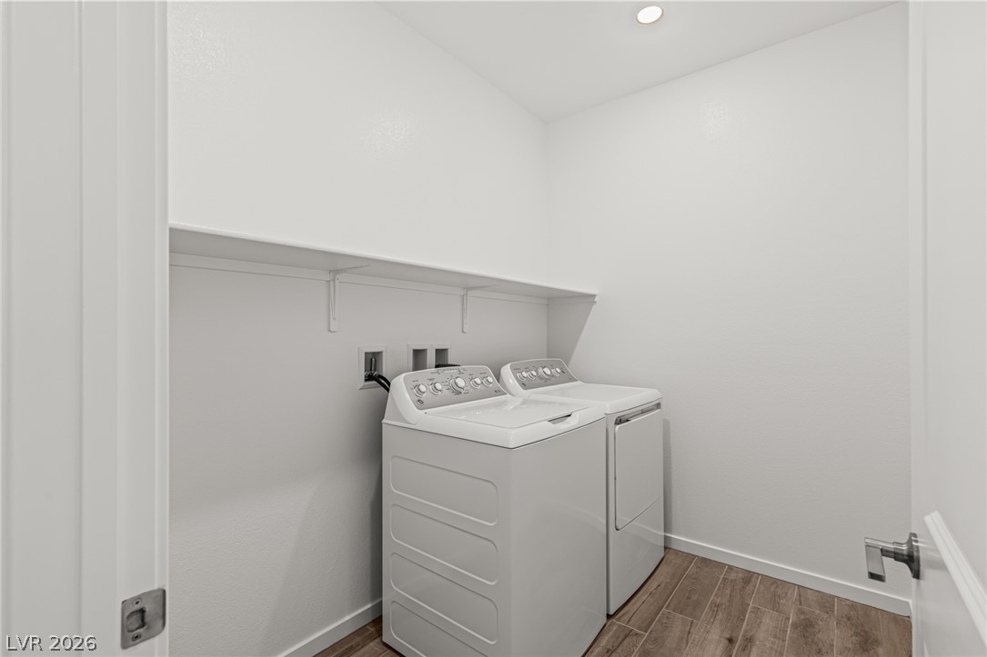 1503 Melodic Lark Drive Property Photo 28
