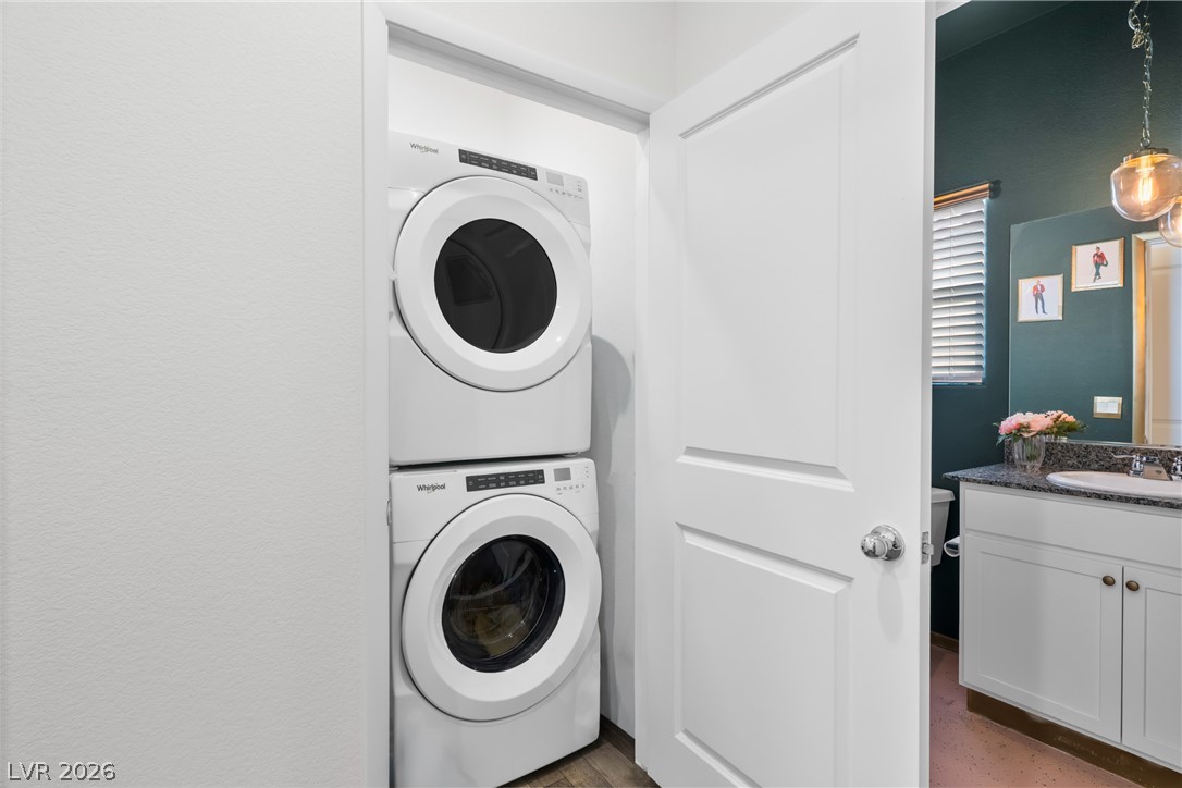 340 Larksong Avenue Property Photo 8
