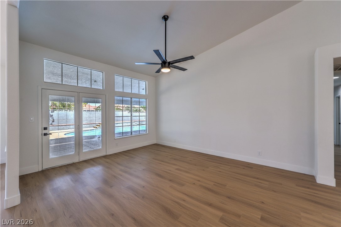 8604 Grandbank Drive Property Photo 18