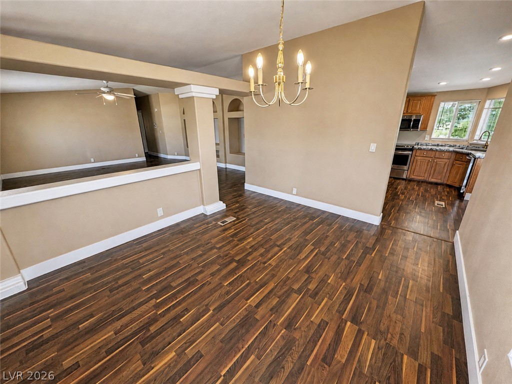 5460 North Humbolt Place Property Photo 12