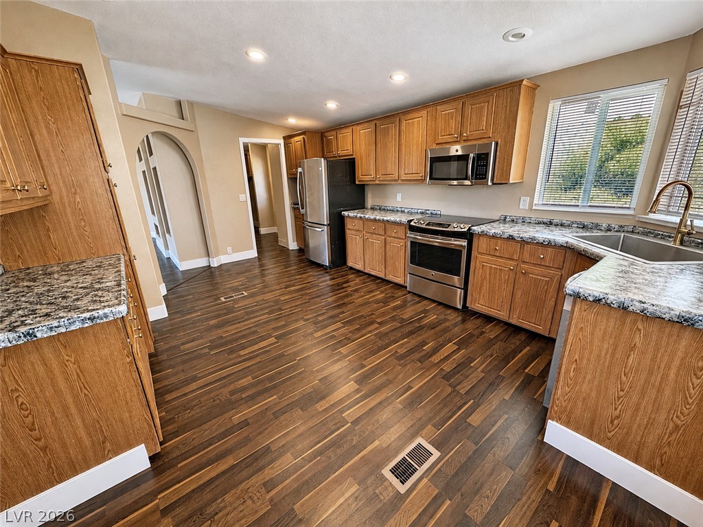 5460 North Humbolt Place Property Photo 16