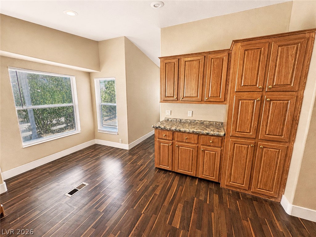 5460 North Humbolt Place Property Photo 18