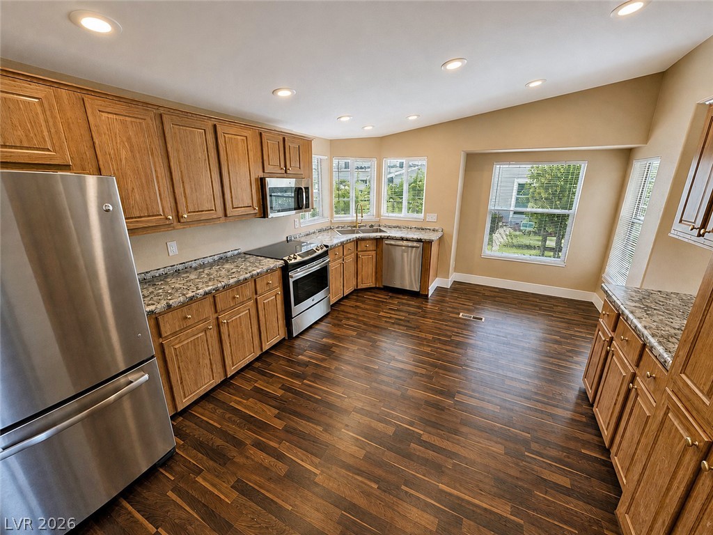 5460 North Humbolt Place Property Photo 20