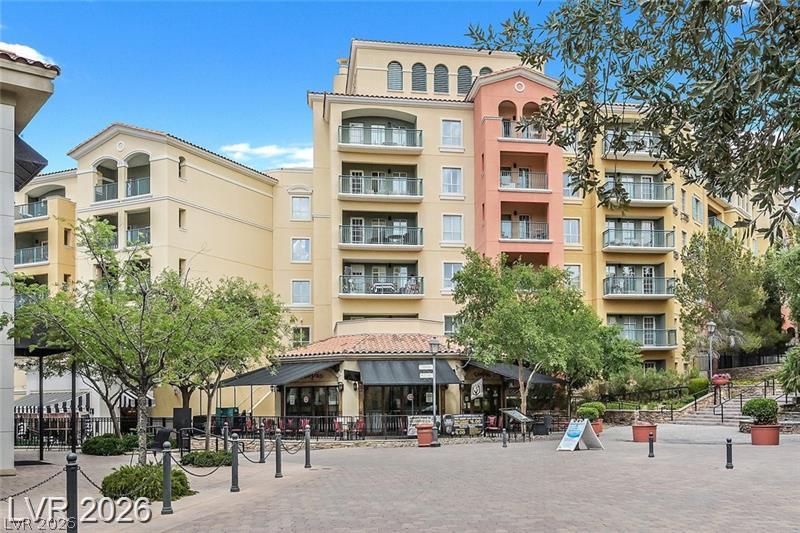 30 Strada Di Villaggio 210 Property Photo 1