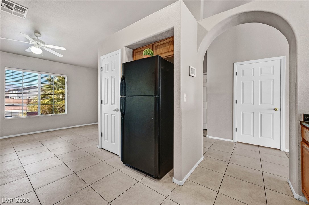 529 Sun Mountain Avenue Property Photo 7