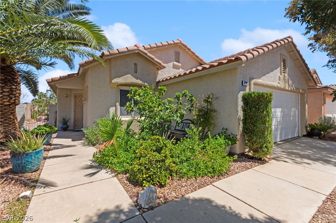 924 Ashurst Court Property Photo 4