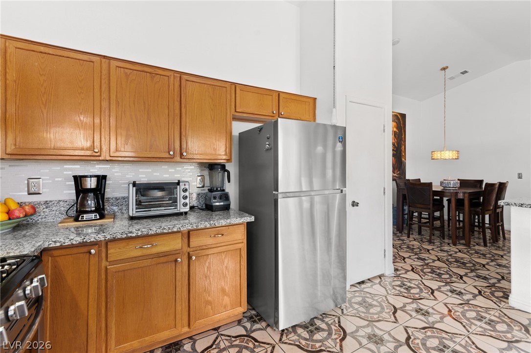 924 Ashurst Court Property Photo 15