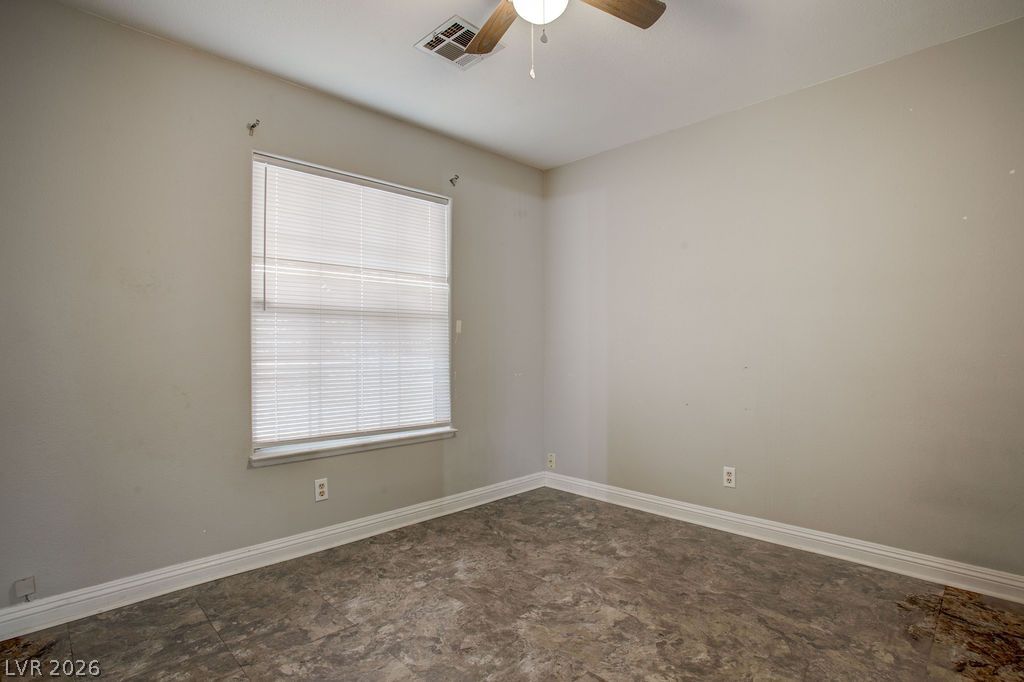 1800 North Torrey Pines Drive Property Photo 20